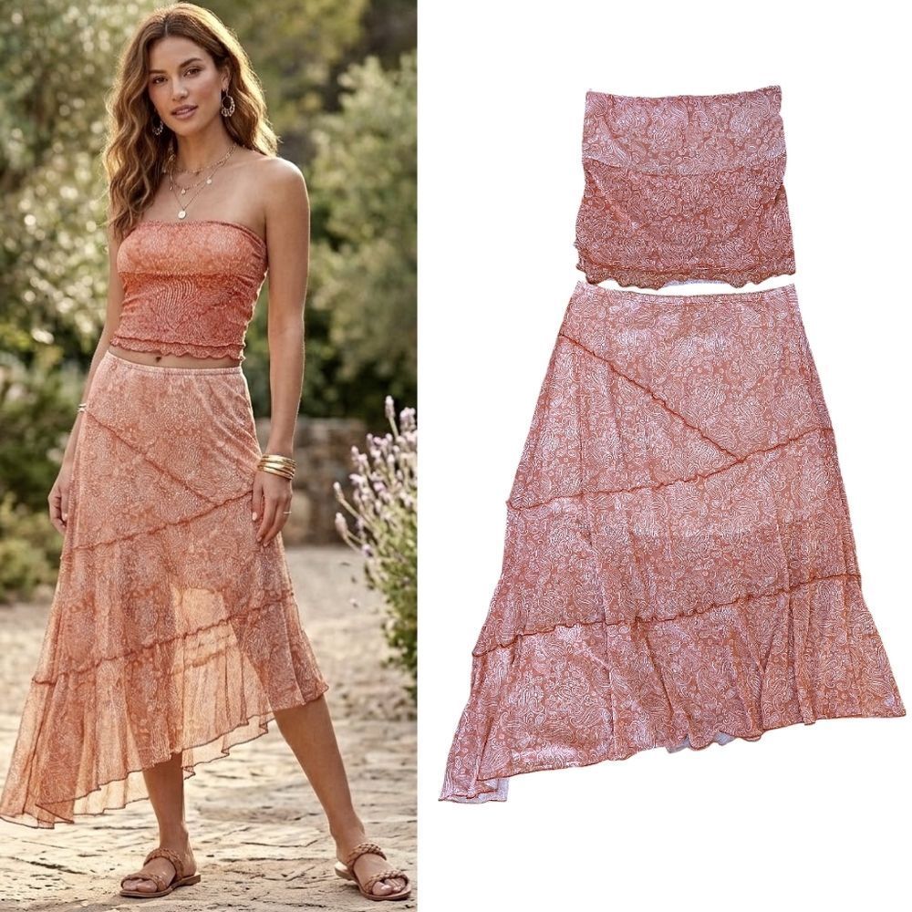See You Monday Red Orange Paisley Two Piece Crop Top and Skirt Set Medium‎